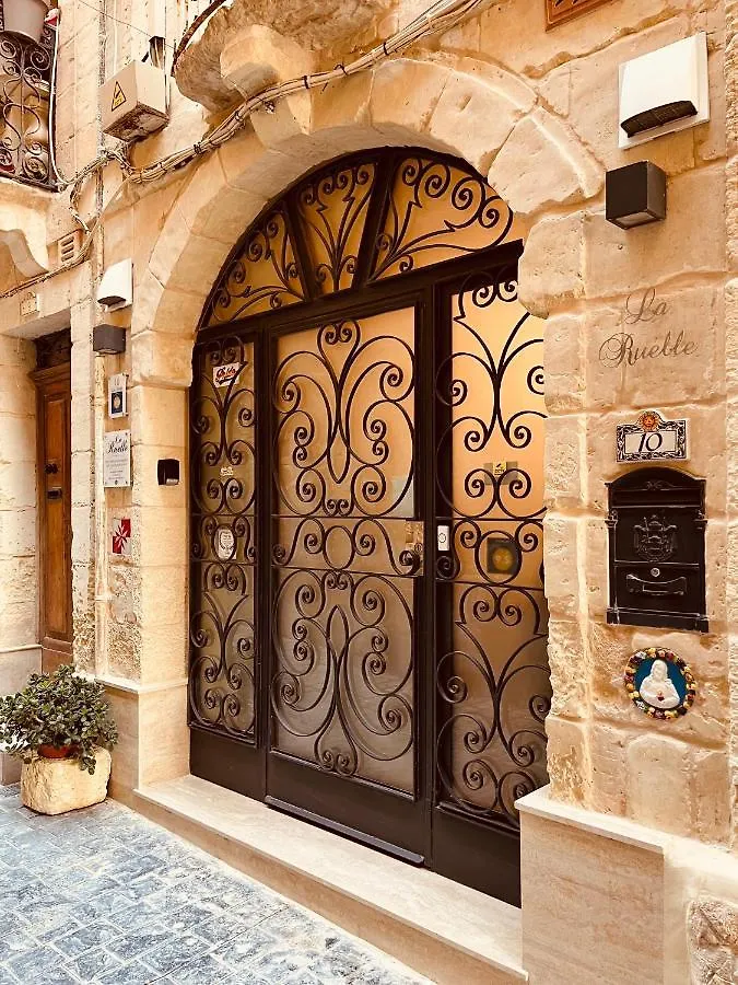 10 La Ruelle Apartment Valletta